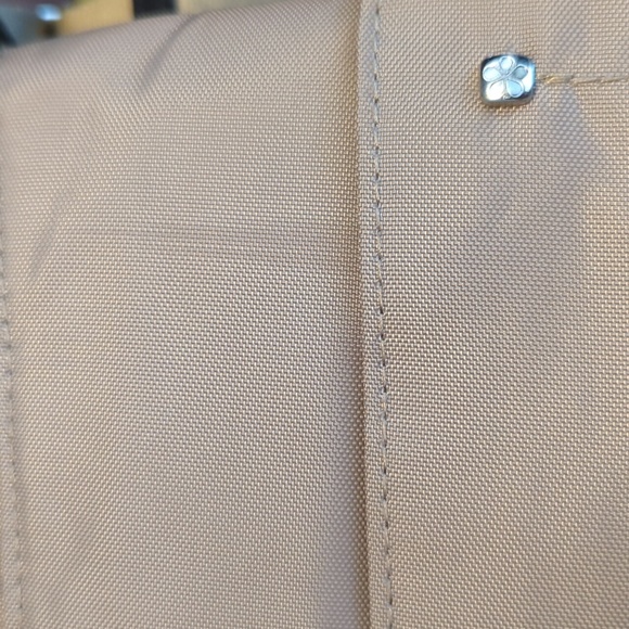 Baggallini Mosey crossbody hobo bag, tan with peach lining - Picture 13 of 13